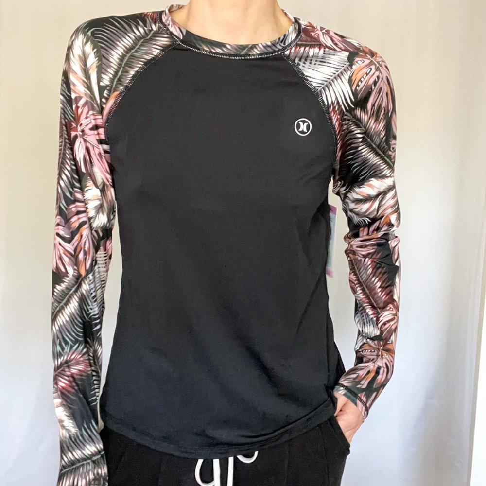 Hurley Ladies Long Sleeve Rash Guard UPF 50+ - Scattered Palm